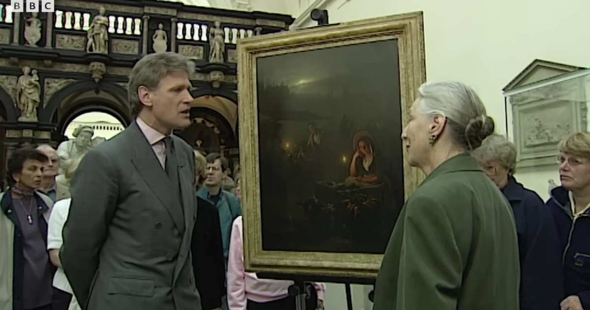 Screenshot showing the expert (L) and the guest on "Antiques Roadshow" (Cover image source: YouTube | BBC Antiques Roadshow)