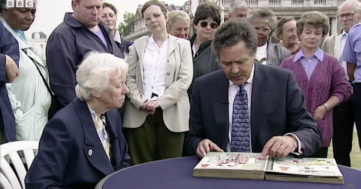 Screenshot showing the guest (L) and the expert on "Antiques Roadshow." (Cover image source: YouTube | BBC Antiques Roadshow)