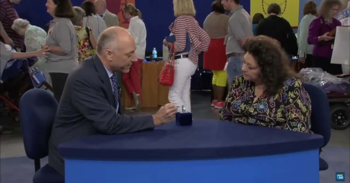 Screenshot showing the expert, the item, and the guest on the show (Cover image source: YouTube/Antiques Roadshow PBS)