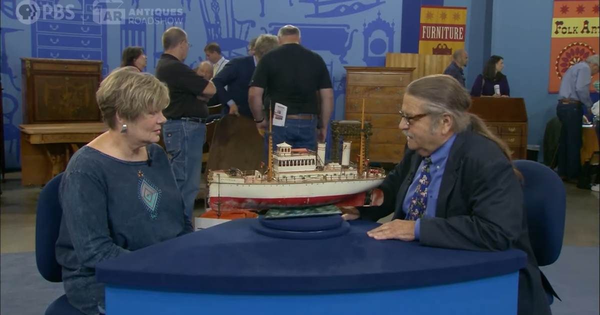Screenshot showing the guest, the boat, and the expert on the show (Cover image source: YouTube/Antiques Roadshow PBS)