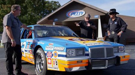 'Pawn Stars' boss Rick Harrison drives NASCAR legend's tribute car — still failed to close the deal
