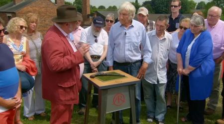 'Antiques Roadshow' crowd lets out a huge gasp after expert revealed the value of a rare revolver