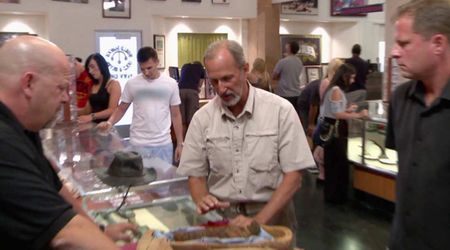 'Pawn Stars' boss Rick Harrison comes across a mummified falcon and it's worth a huge fortune
