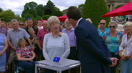 'Antiques Roadshow' audience gasps after expert revealed the value of guest's 125-year-old cigarette box