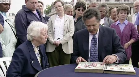'Antiques Roadshow' guest stunned after hearing the value of Japanese book that she bought for $3