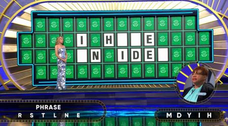 'Wheel of Fortune' host Ryan Seacrest's jaw drops as contestant solves puzzles in seconds to win big