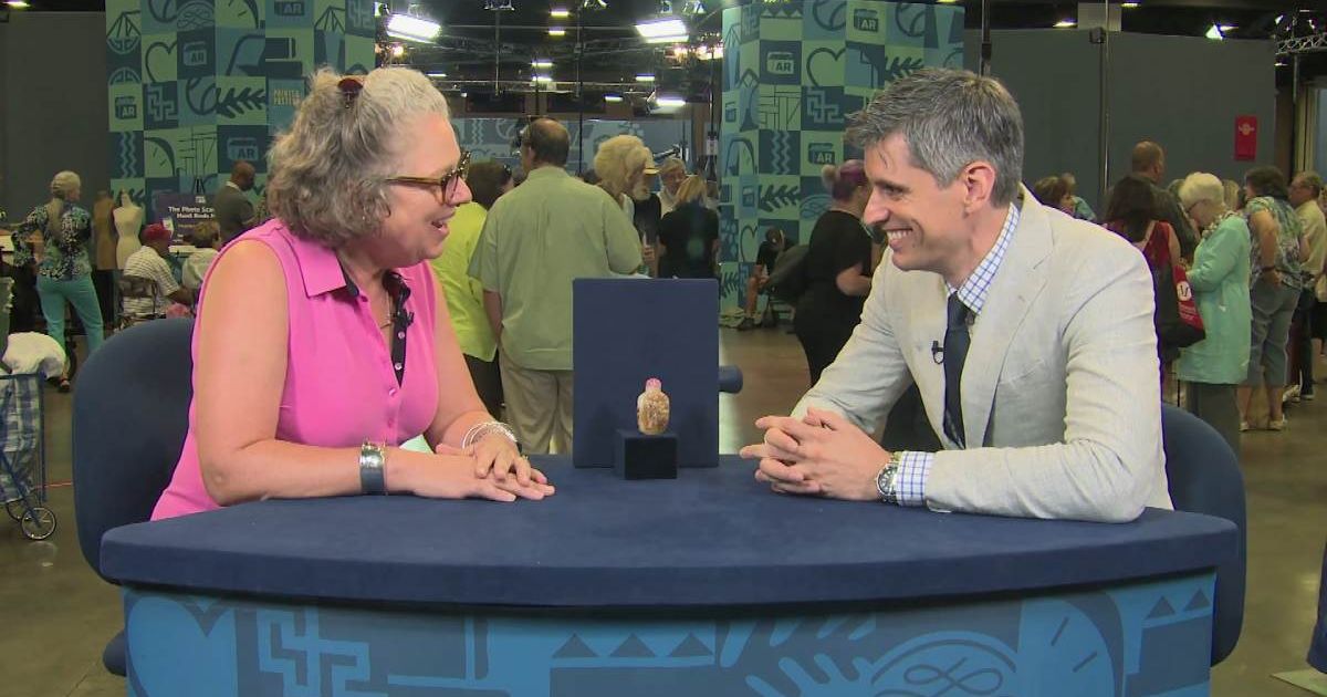 Screenshot showing the guest, the item, and the expert on the show (Cover image source: YouTube/Antiques Roadshow PBS)