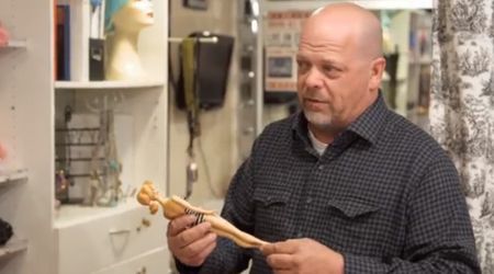 'Pawn Stars' boss Rick Harrison ends up paying a fortune for a vintage 1959 Barbie doll