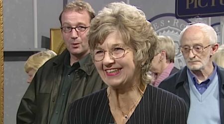 'Antiques Roadshow' guest who didn't like her husband's cat painting is stunned to hear its value