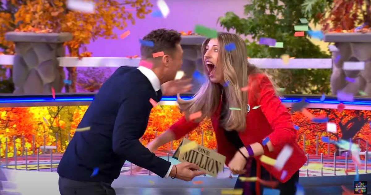 Screenshot showing Ryan Seacrest celebrating with the contestant. (Cover image source: YouTube | Wheel of Fortune)