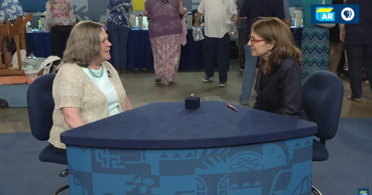 Screenshot showing the guest, the ring, and the expert on the show (Cover image source: YouTube/Antiques Roadshow PBS)