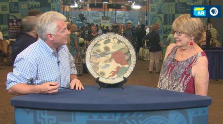 'Antiques Roadshow' guest left stunned after expert revealed the value of plate she found in log cabin
