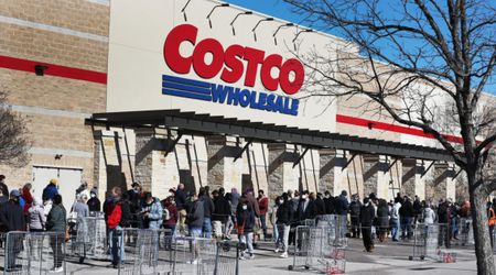 Is Costco’s $200 Thanksgiving meal really worth it next to Walmart’s $40 alternative?