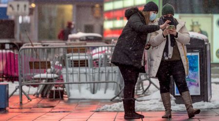 Hackers send hundreds of thousands of scam texts to New Yorkers — should you be worried?