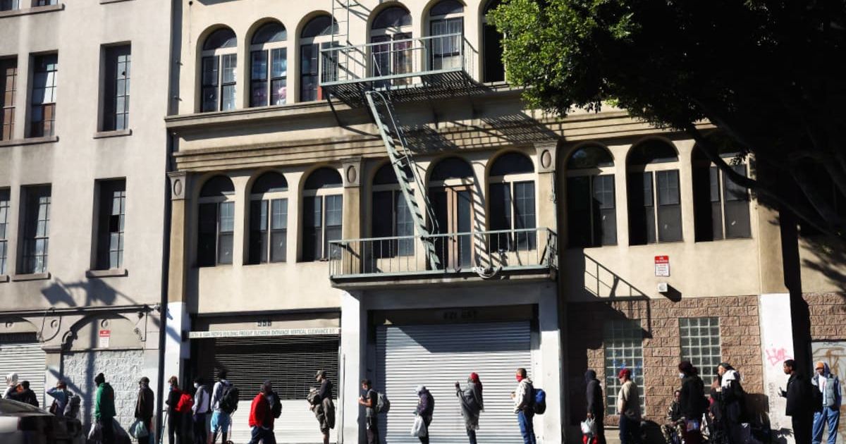 Housing shortage hits middle-income buyers the hardest (Cover image source:  Getty Images | Photo by Mario Tama)