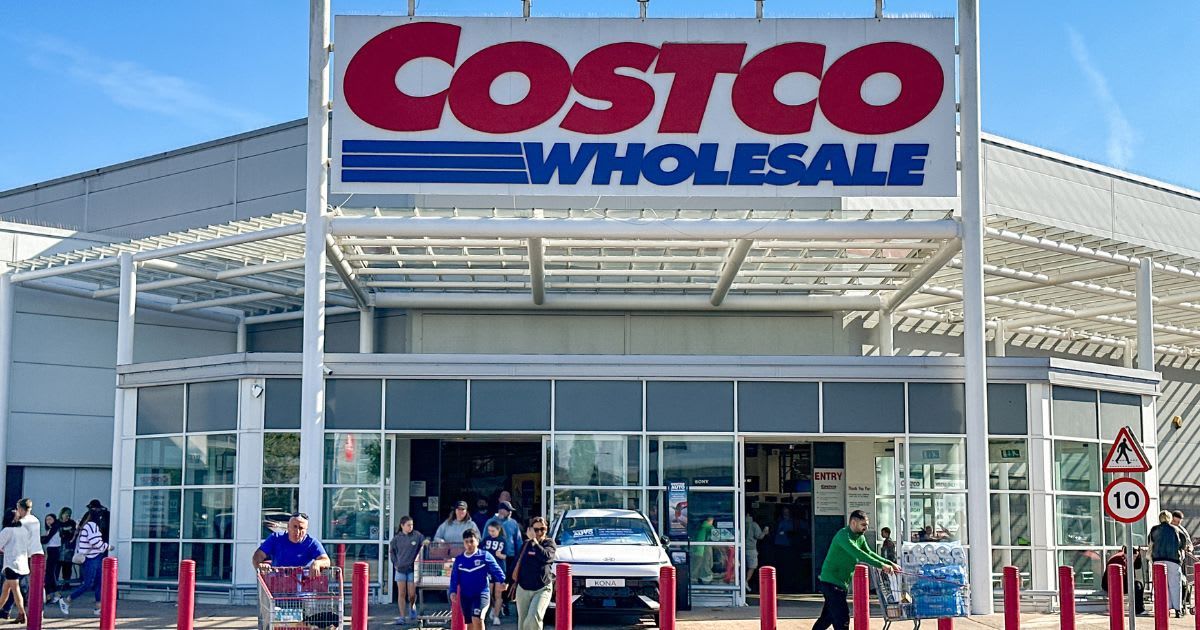 (Cover Image Source: Getty Images| Photo by Ceri Breeze) 