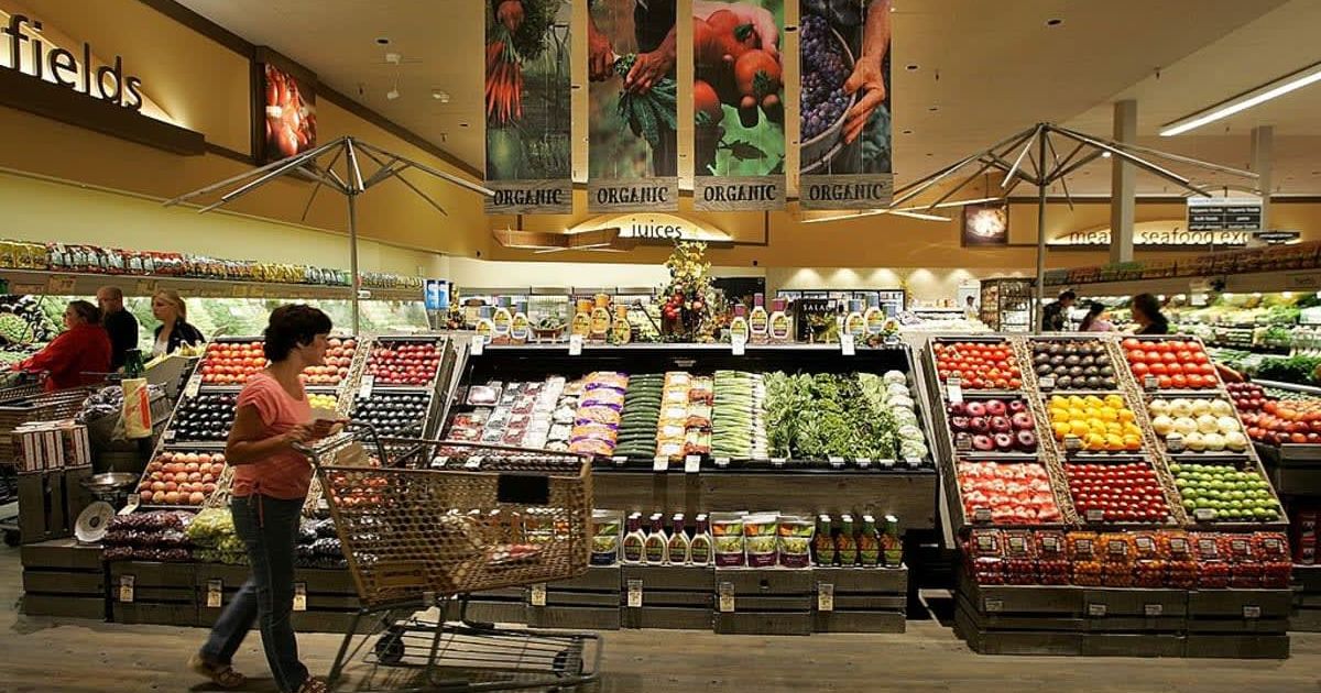 A customer browses in the fruit and vegetable section (Cover Image Source: Getty Images | Photo by Justin Sullivan) 