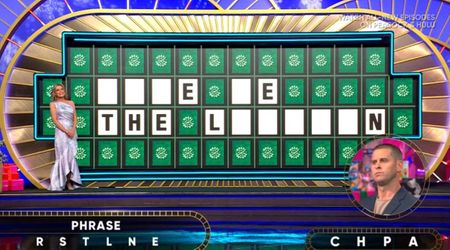 'Wheel of Fortune' contestant gets a hug from Ryan Seacrest after losing $100k over an unfamiliar puzzle 