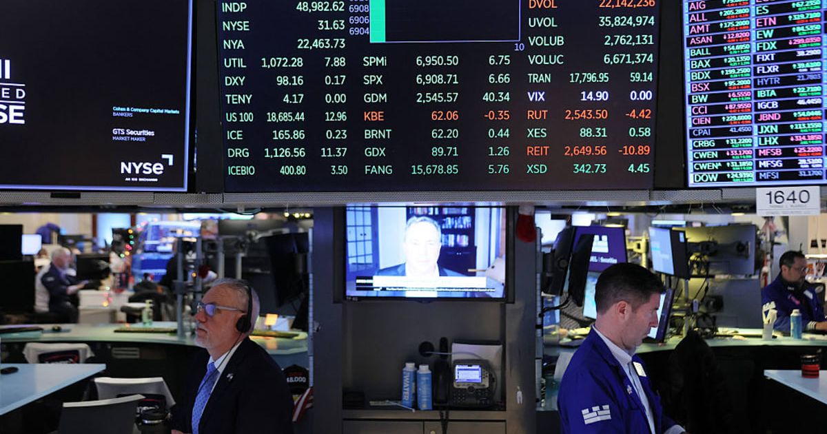 New York Stock Exchange (Cover Image Source: Getty Images | Photo by Michael M. Santiago) 