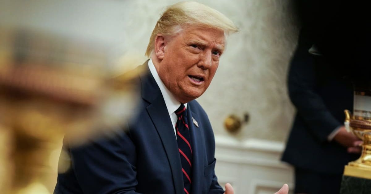 U.S. President Donald Trump talks to reporters (Image source: Getty Images/Photo by Anna Moneymaker-Pool)