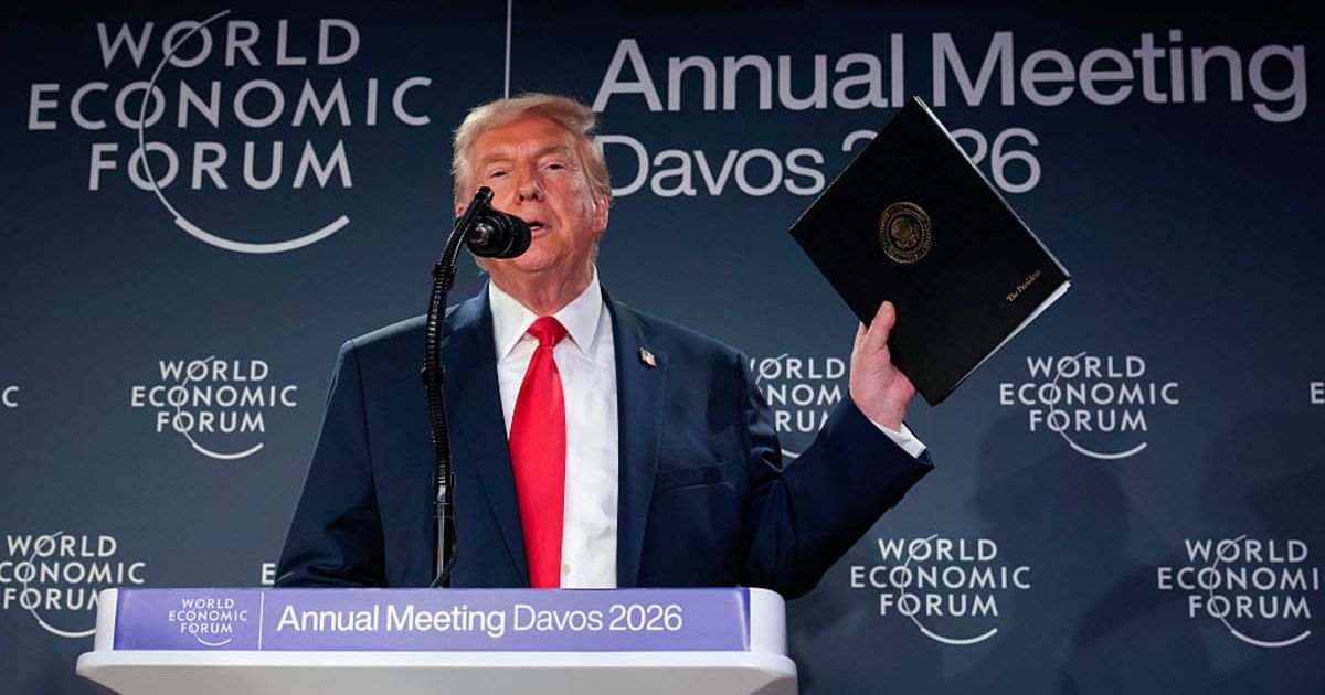 U.S. President Donald Trump speaks during a reception for business leaders at the World Economic Forum (WEF) Annual Meeting on January 21, 2026 in Davos, Switzerland (Cover image source: Getty Images/Photo by Chip Somodevilla)
