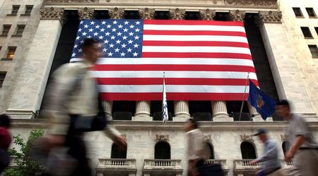 Americans are losing faith in Trump's economy as confidence drops to lowest since 2014