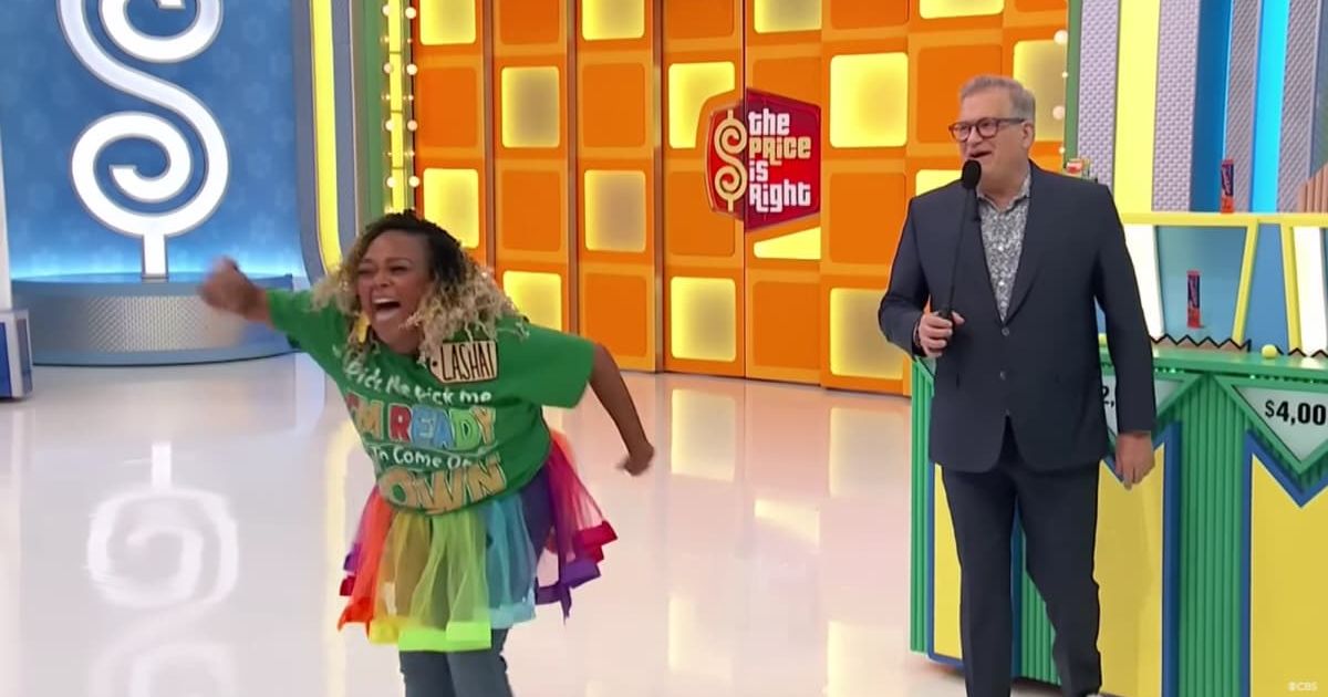 Screenshot showing the contestant and Drew Carey on "The Price Is Right." (Cover Image Source: YouTube | The Price Is Right)