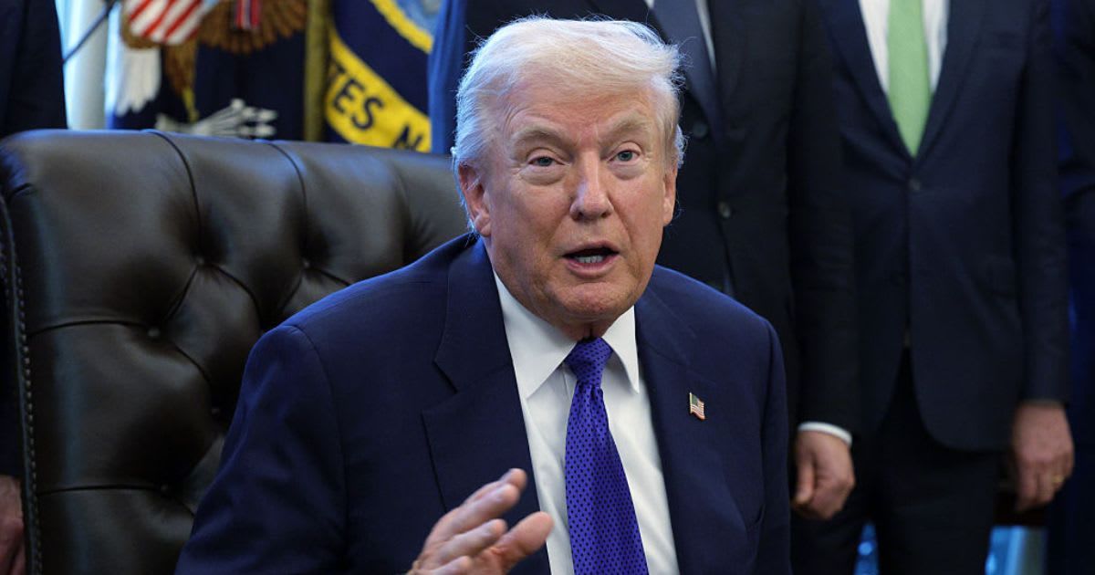 President Trump speaks at an event in the Oval Office. (Cover Image Source: Getty Images | Alex Wong)