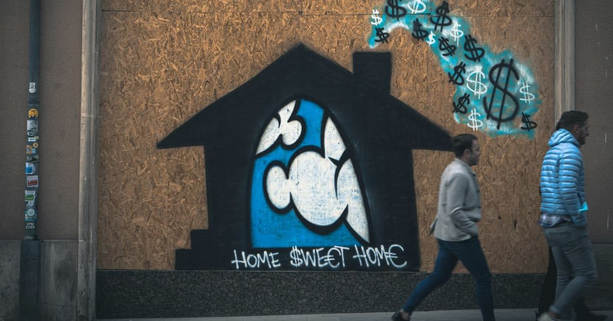 Representative image about housing prices (Cover Image Source: Unsplash | Photo by Mika Baumeister)