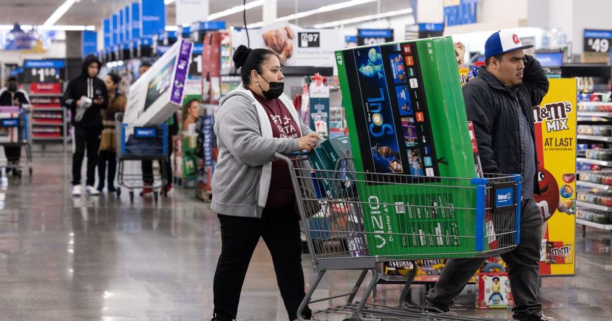Representative image of shoppers (Cover image source: Photo by Jessica McGowan/Getty Images)