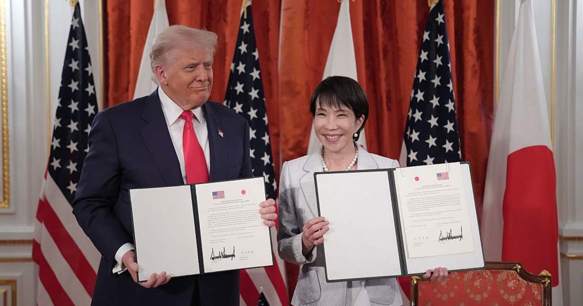 US President Donald Trump and Japanese Prime Minister Sanae Takaichi. (Cover Image Source: Photo by Andrew Harnik/Getty Images)