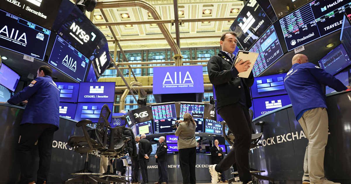 Representative image of the stock exchange(Cover Image Source: Getty Images | Photo by Michael M. Santiago) 