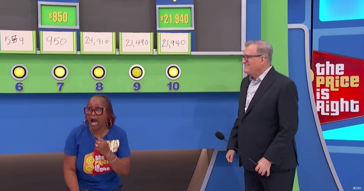 Screenshot showing the contestant and Drew Carey on "The Price Is Right." (Cover Image Source: YouTube | The Price Is Right)