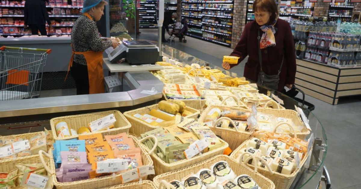 Representative image of a shopper (Cover image source: Getty Images | Contributor)