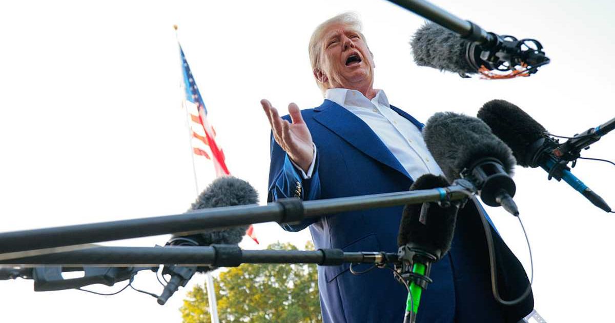 U.S. President Donald Trump speaks to reporters (Cover image source: Getty Images/Photo by Chip Somodevilla)