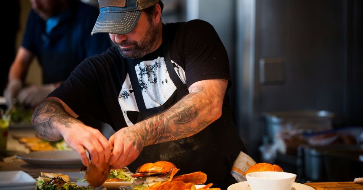 Cover Image Source: Unsplash | Photo by Jesson Mata 