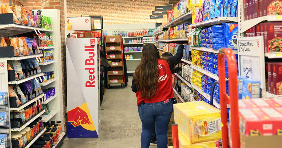 Representative picture of snacks at a store (Cover Image Source: Getty Images | Michael M. Santiago)