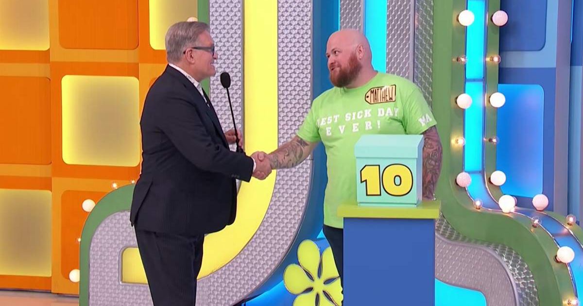 Screenshot showing the contestant Matthew and host Drew Carey. (Cover image source: YouTube | The Price Is Right)