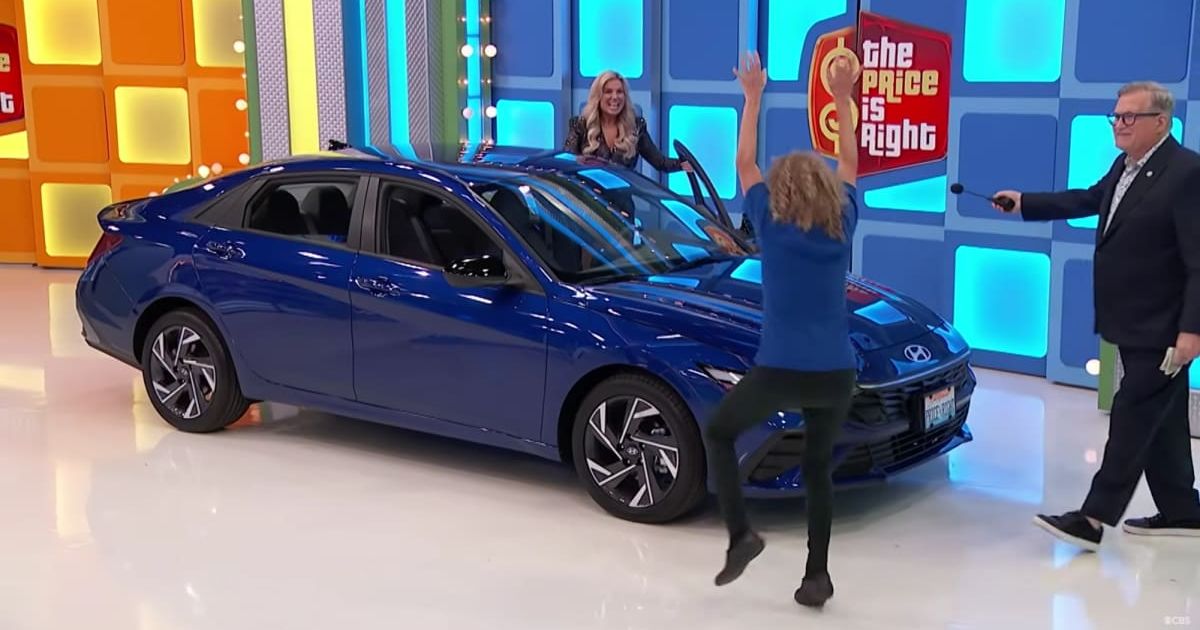Screenshot showing the contestant celebrating. (Cover Image Source: YouTube | The Price Is Right)