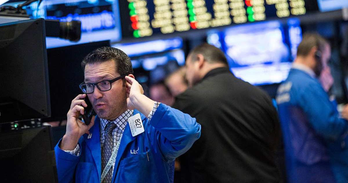 Picture representing a worried trader at the stock market (Cover image source: Getty Images | Andrew Burton)